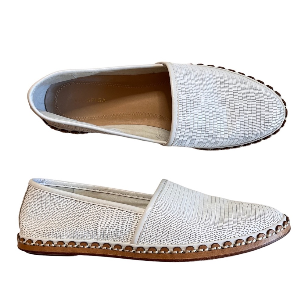 VIA SPIGA Caila Leather Embossed Flat Loafer